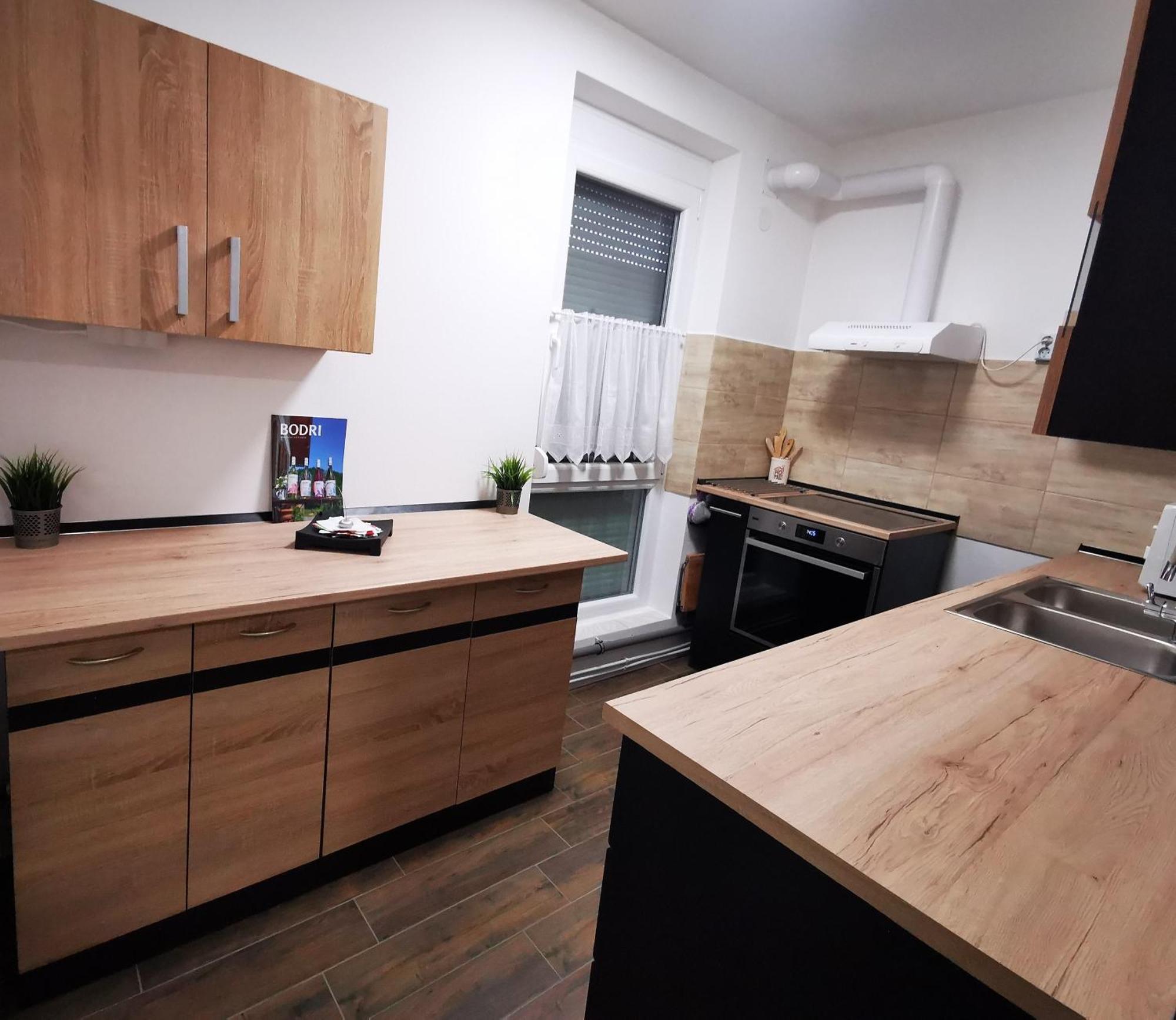 Central Park Apartman Szekszárd المظهر الخارجي الصورة